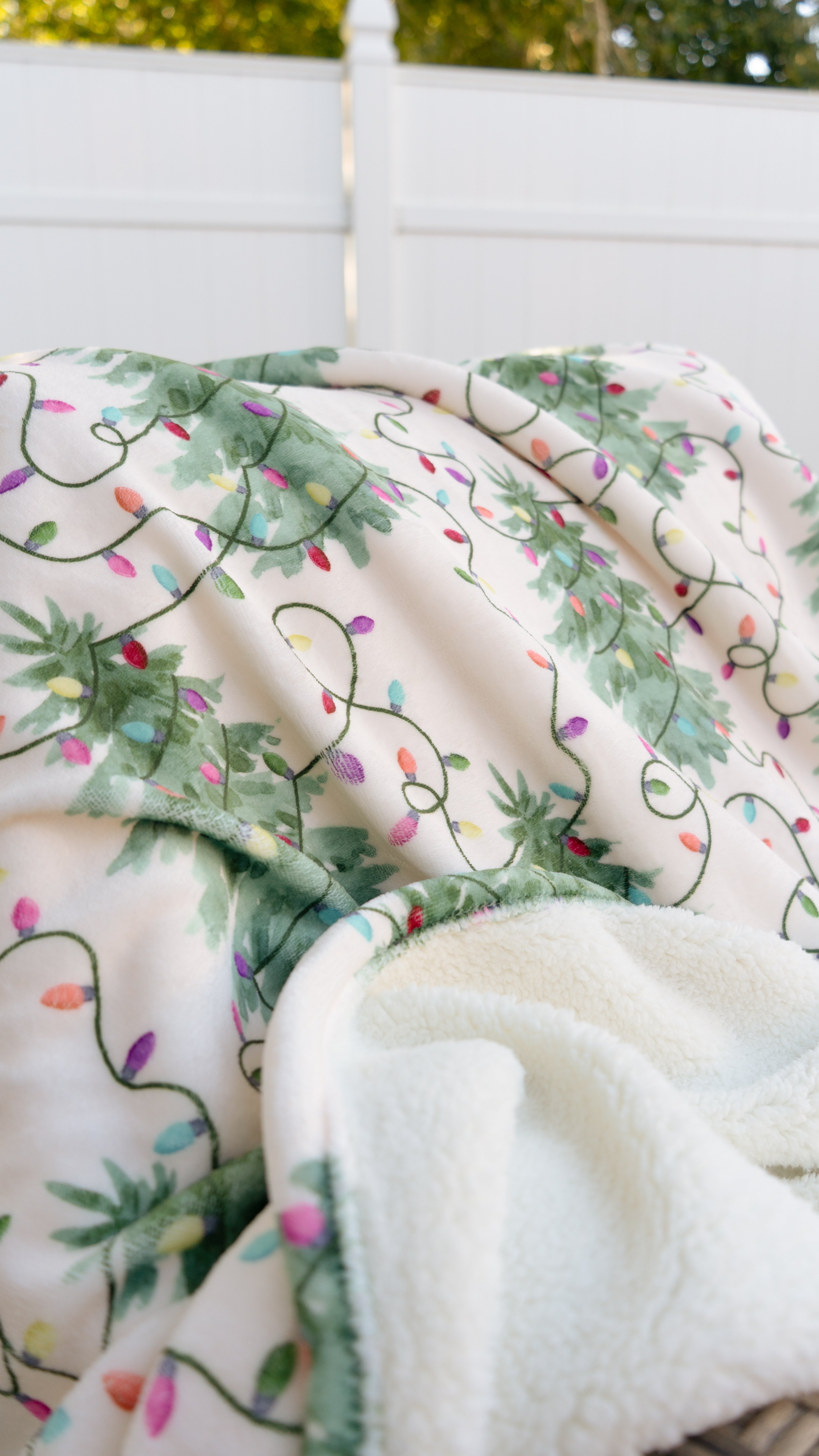 Twinkling Trees | Flannel Sherpa Throw Blanket