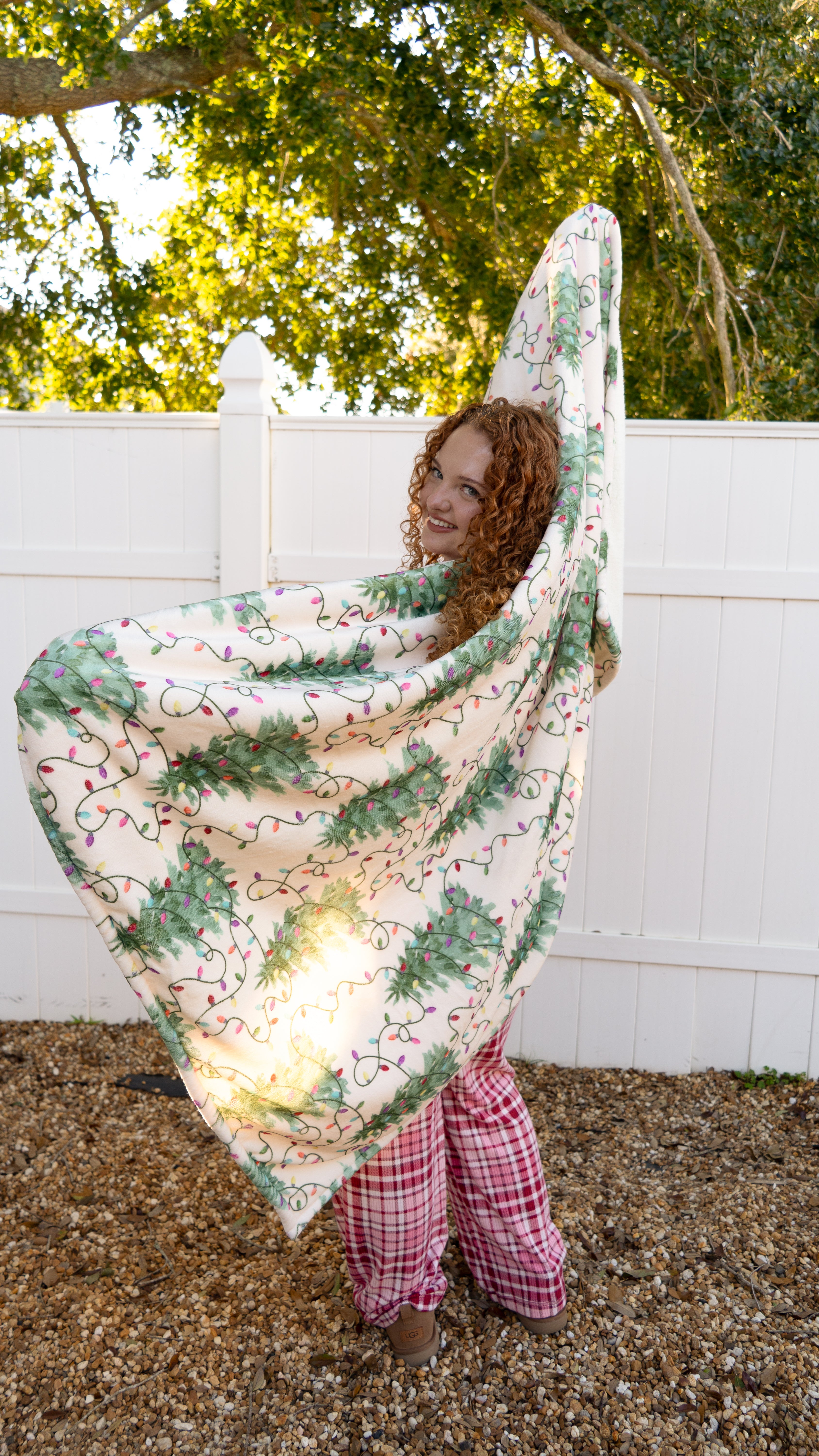 Twinkling Trees | Flannel Sherpa Throw Blanket