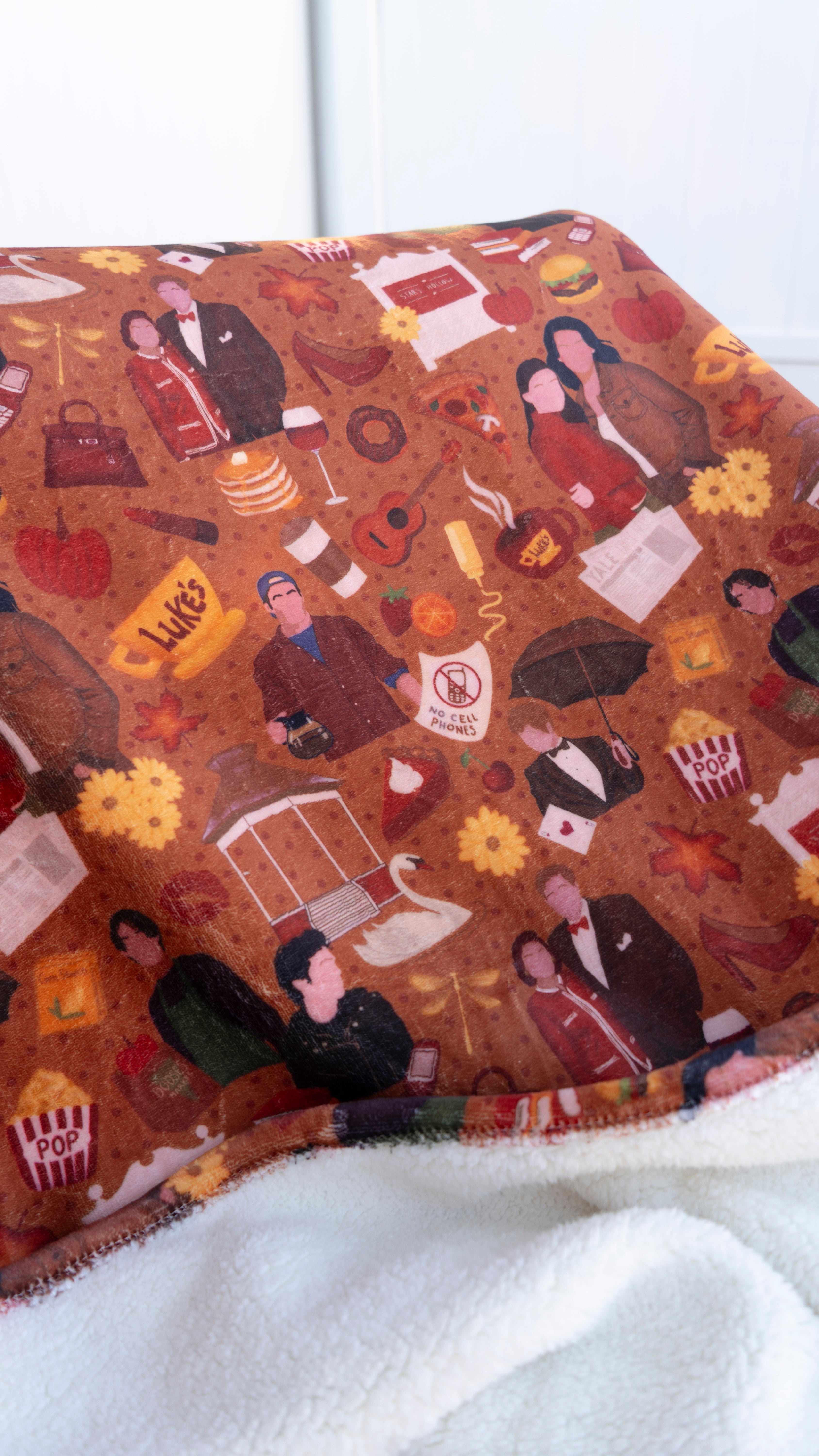 Gilmore Gals | Flannel Sherpa Throw Blanket